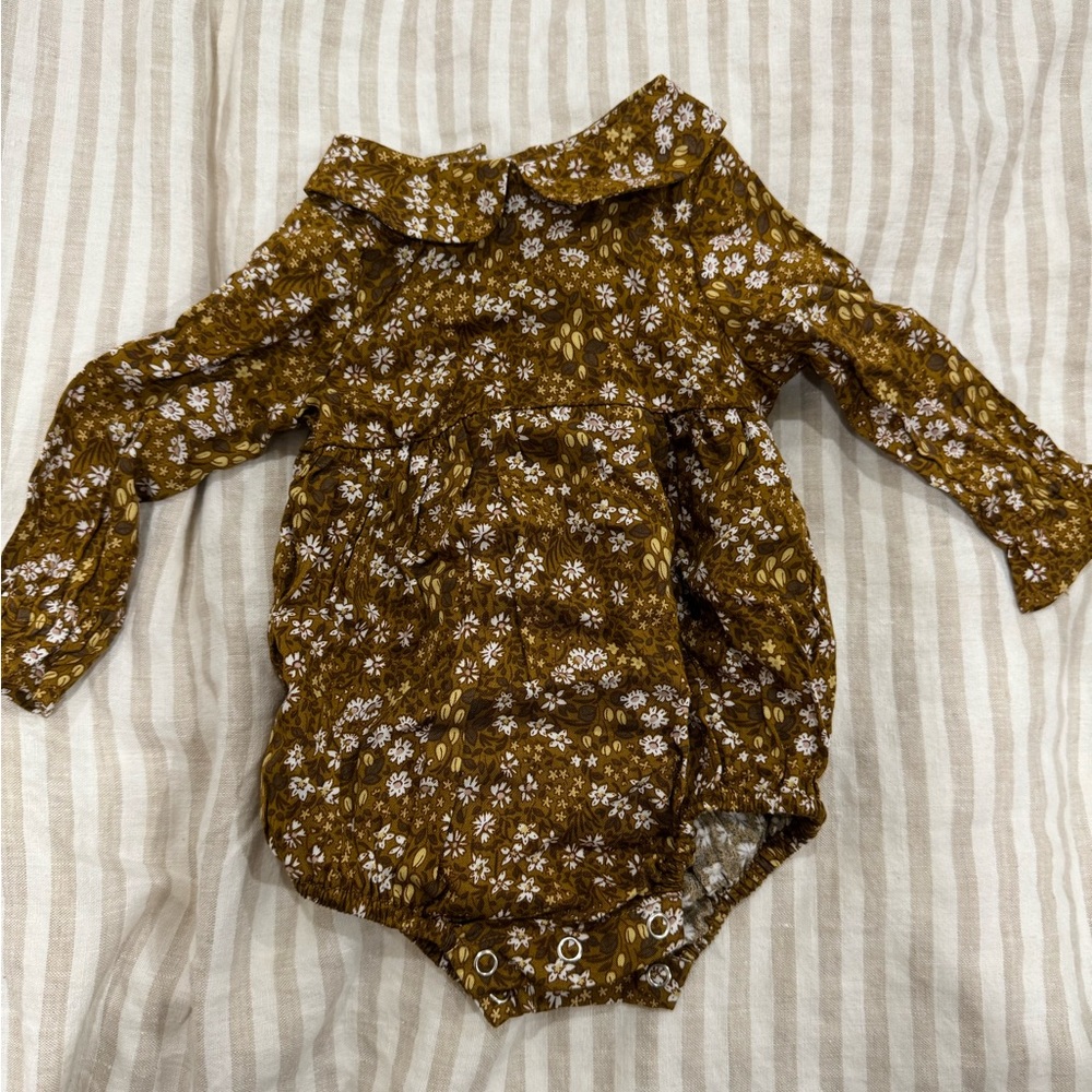 Rylee and cru girl onesie. Size 3-6 months